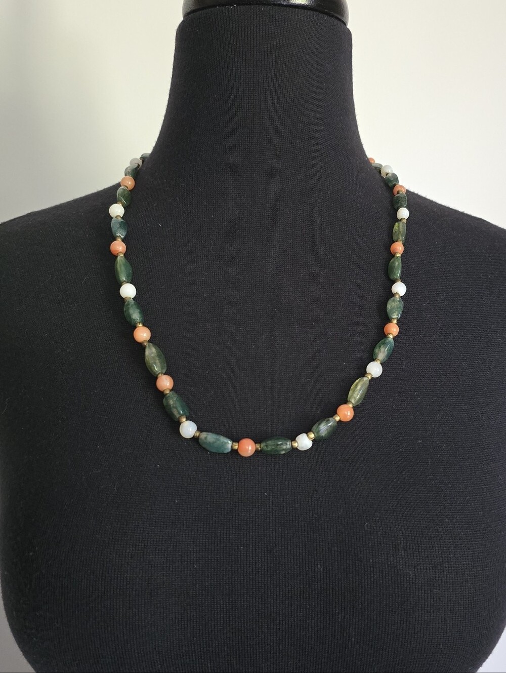Green, Coral & White Gemstone Beaded Necklace 22"